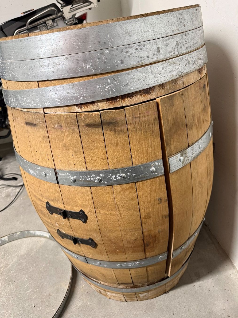 Sonstiges: Holzfass / Barrique-Fass als Bar – Gebraucht aus Remetschwil von Cadillac1963 1