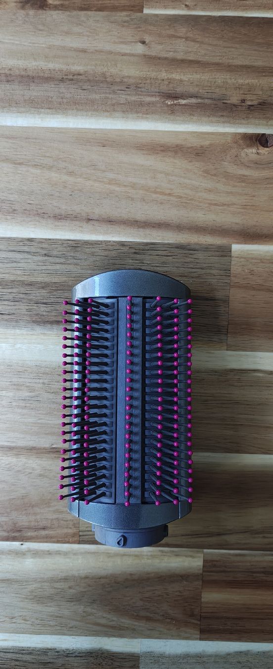 Dyson Sèche-cheveux: Dyson Airwrap Multi-styler Complete – Très bon état – D'occasion à Fribourg par cov_5s7x 8