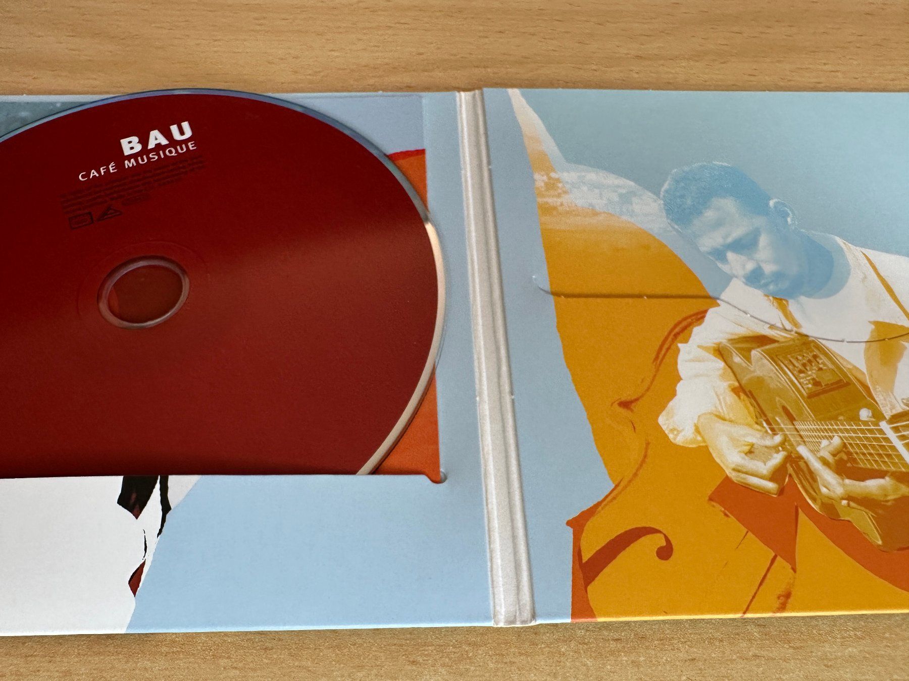 CD: Bau – Café Musique – Usato da Rikon im Tösstal venduto da Alpenmutz 2