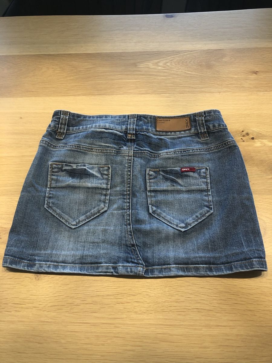 Röcke: Schicker Mini Jeansrock  – Neu (gemäss Beschreibung) aus Heerbrugg von hel_xc85 1