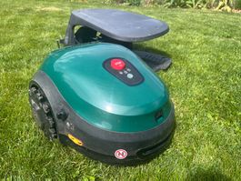 Robomow RT700 2024 – inkl. Garage + viel Zubehör