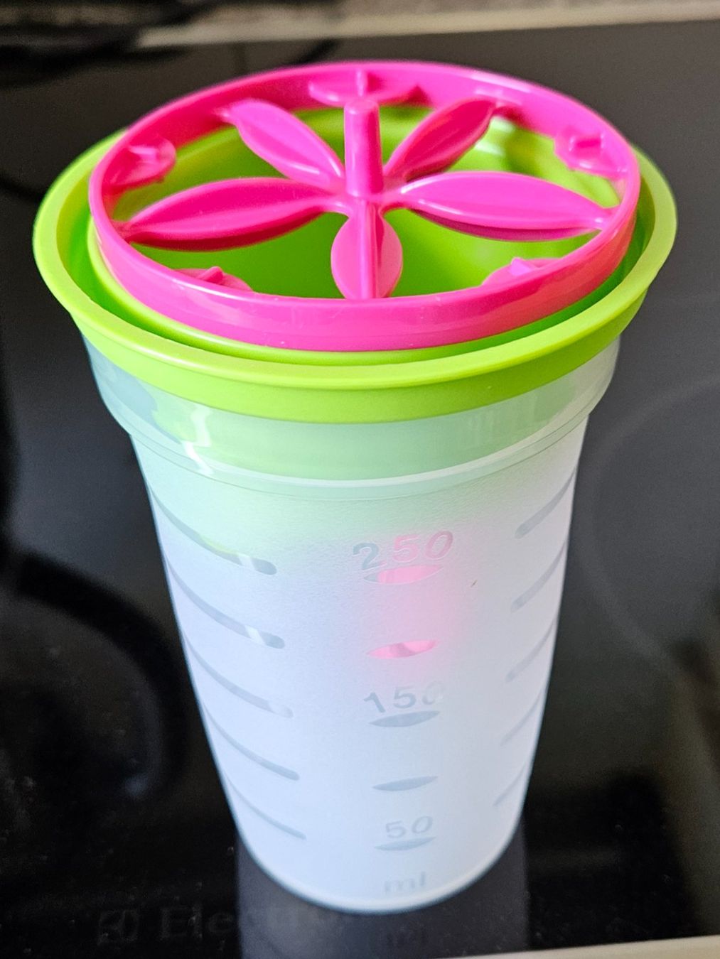 Tupperware Recipients et similaires: Shaker 250ml – Neuf avec emballage d'origine à Hasle b. Burgdorf par buddle32 2