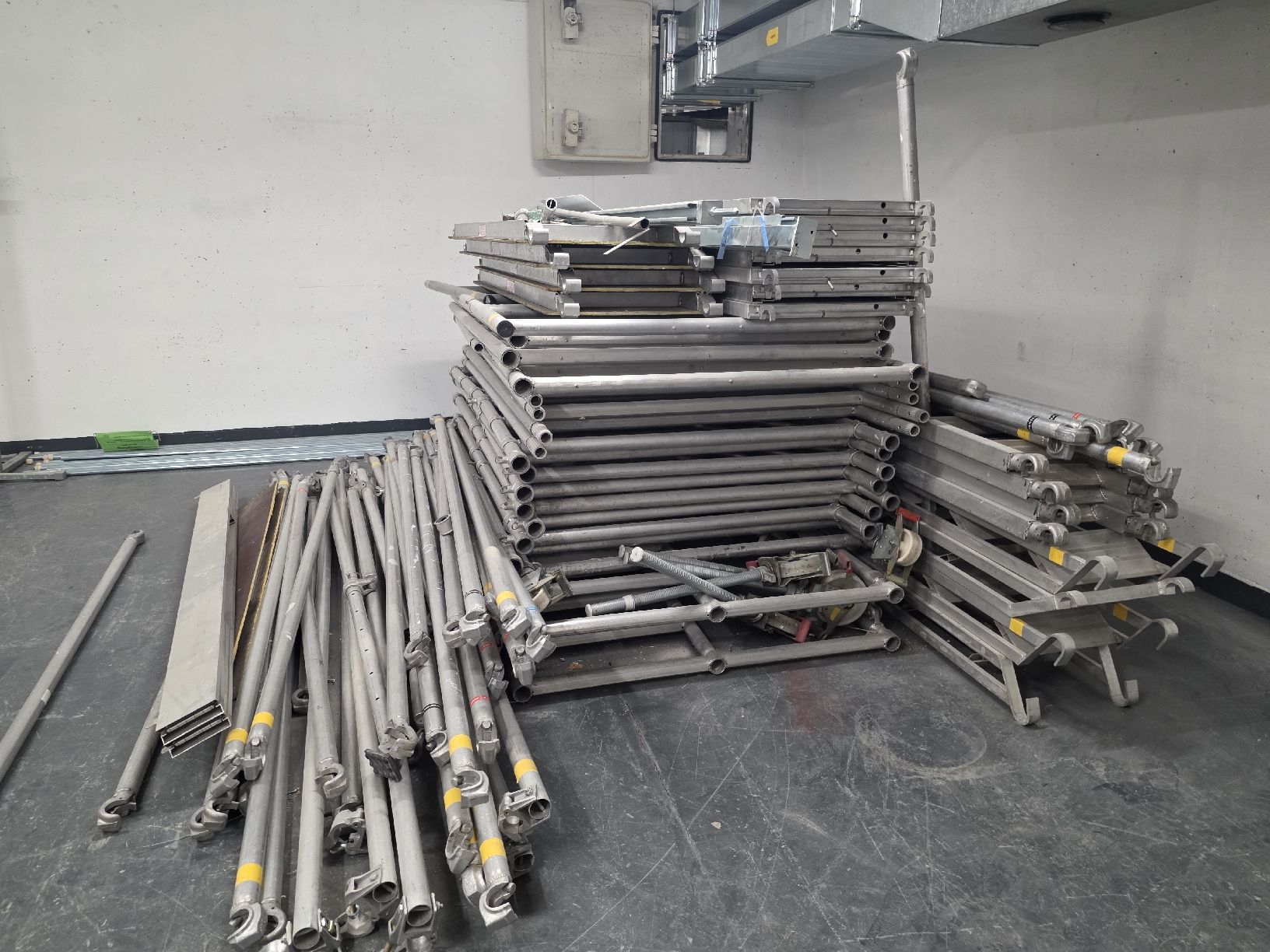 Gerüste: Geruestteile Aluminium gebraucht – Gebraucht aus St. Gallen von alex155