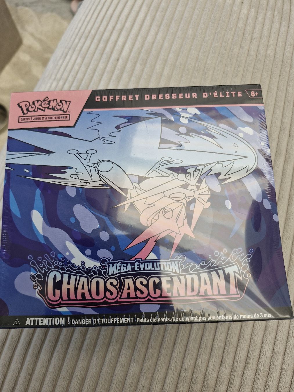 Pokémon Carte collezionabili: etb chaos ascendant - FR – Nuovo e nell'imballaggio originale da Cudrefin venduto da Jnini12