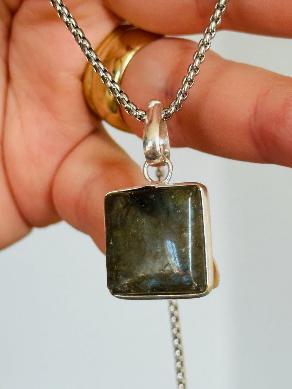 Catenine: Labradorite Gemstone Handmade Jewelry necklace – Nuovo e nell'imballaggio originale da Genève venduto da AGBERG 9