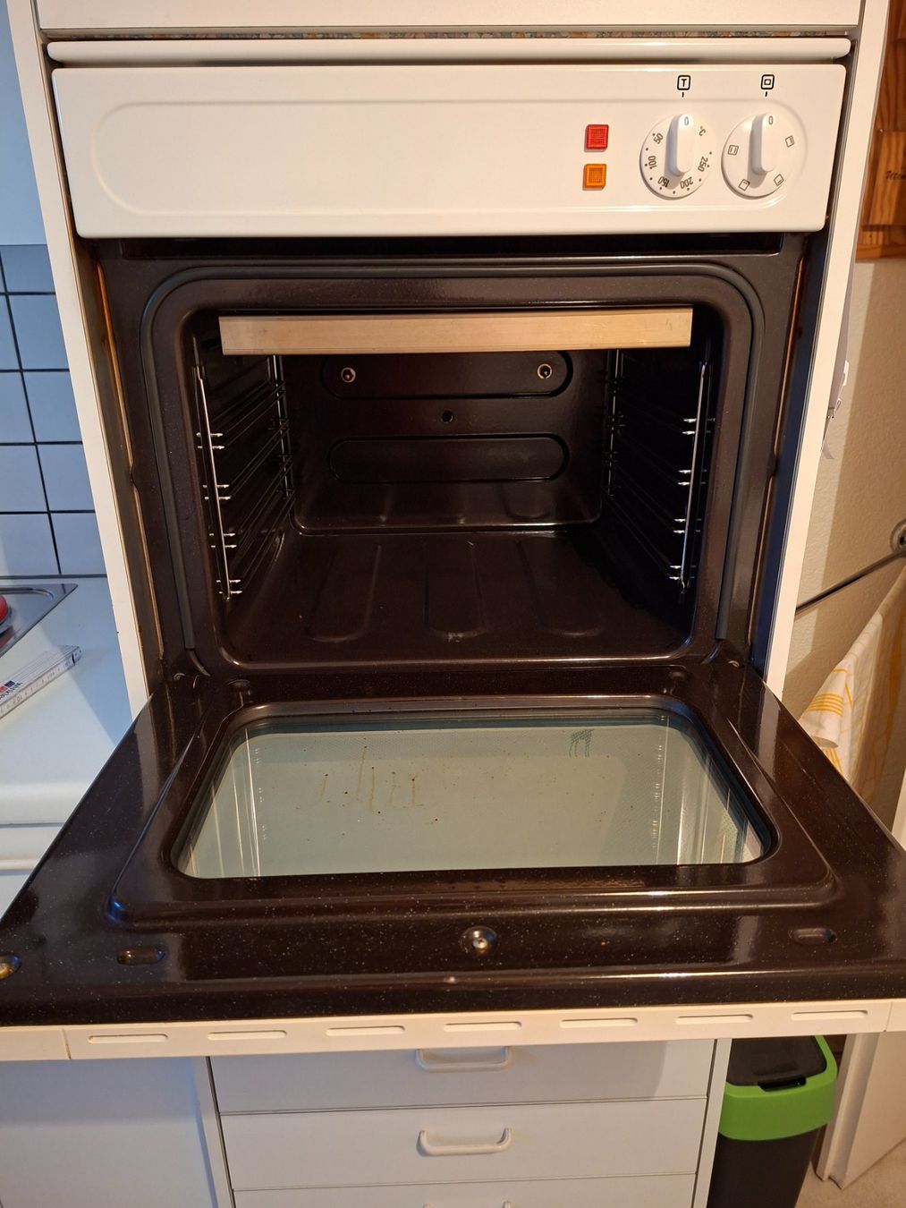 V-Zug Elettrodomestici da cucina: V-Zug Backofen – Usato da Fehraltorf venduto da edi_27vq 2