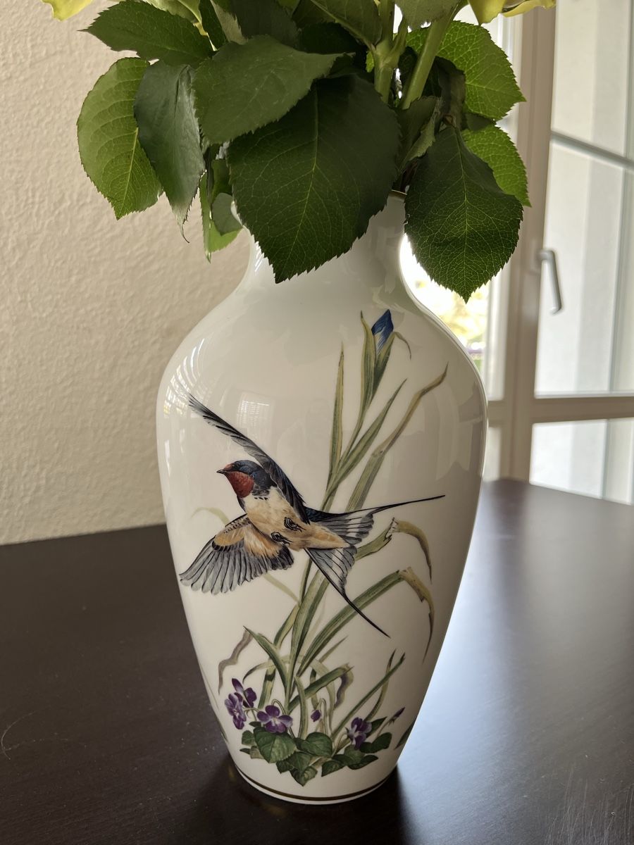 Vasen & Gefässe: Vase Franklin Porcelain – Gebraucht aus Gersau von pol_x2xd