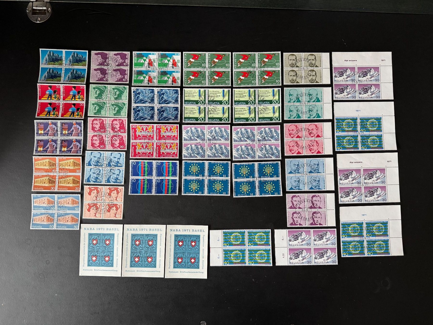 Tutti i francobolli: Briefmarken Schweiz, Viererblöcke – Nuovo (secondo la descrizione) da Thun venduto da abunadh 1