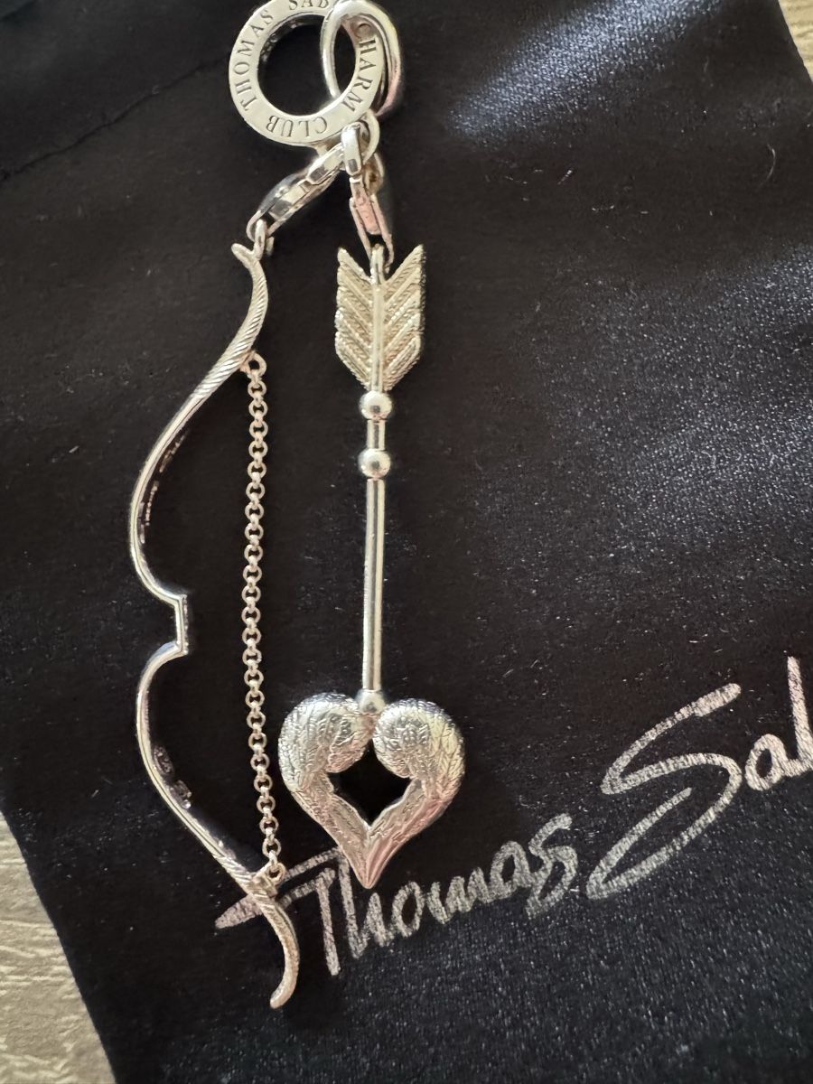 Thomas Sabo Pendentifs: Thomas Sabo Charm Bogen mit Pfeil und Herz Silber 925 – Neuf (Voir description) à Stetten AG par cbrenda 2