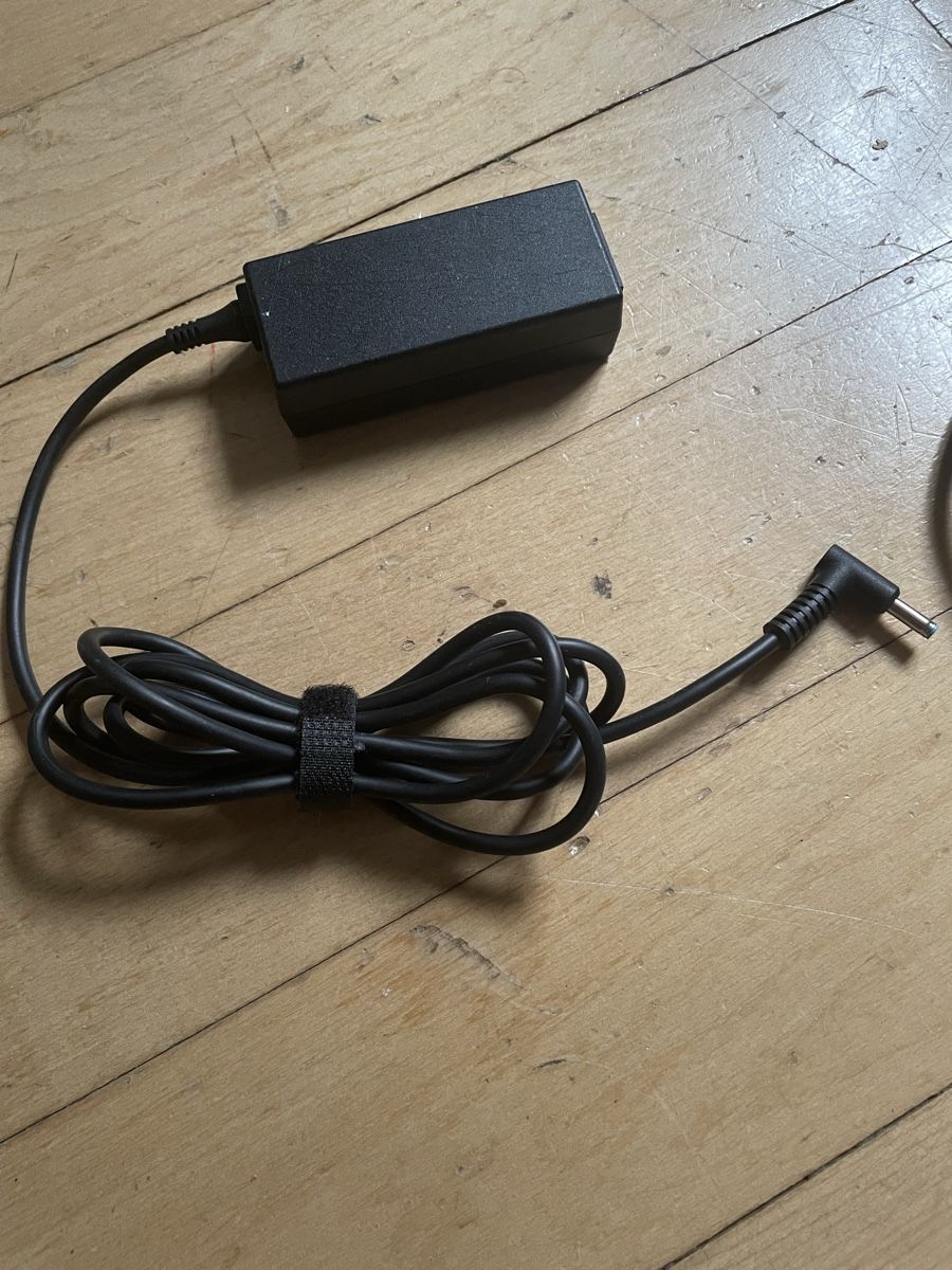 Ladegerät: HP Laptop Power Adapter 65W – Neu (gemäss Beschreibung) aus Zürich von BgdeBondy 1