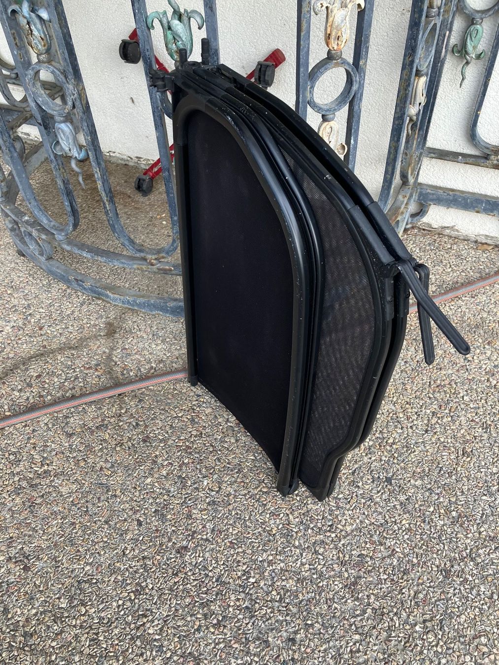 BMW Tutti pezzi di ricambio auto: Windschott originale per BMW 328i Cabrio del 1997 – Usato da Rancate venduto da FiorAngela011