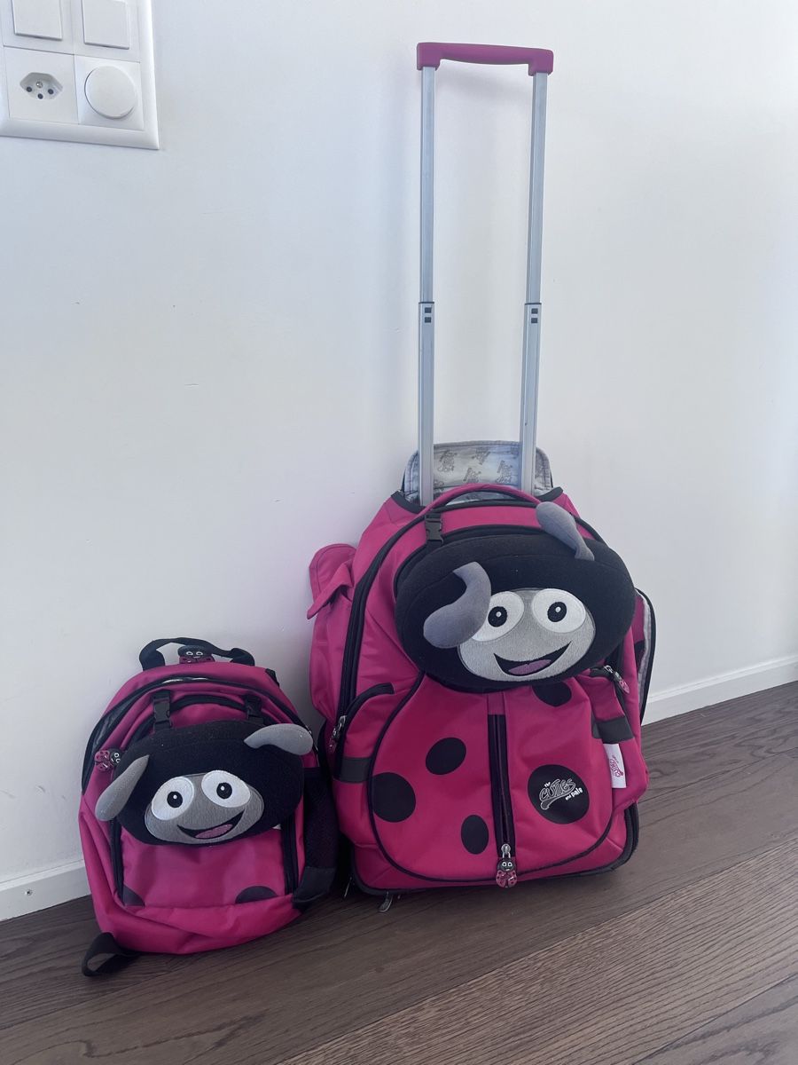 Autres aviation: Neuwertiger Kinderkoffer inkl. Rucksack – D'occasion à Kilchberg ZH par BiancaRK7