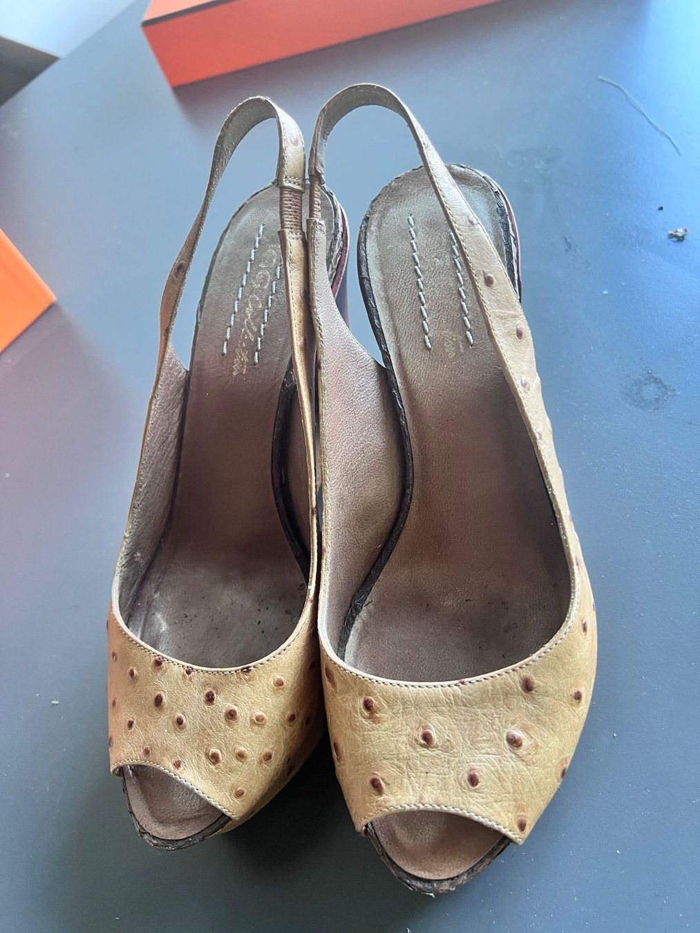 Ugg Scarpe da donna: Slingback Clocs von UGG Collections in Grösse 37 – Usato da Adliswil venduto da hellblauinsel5 2