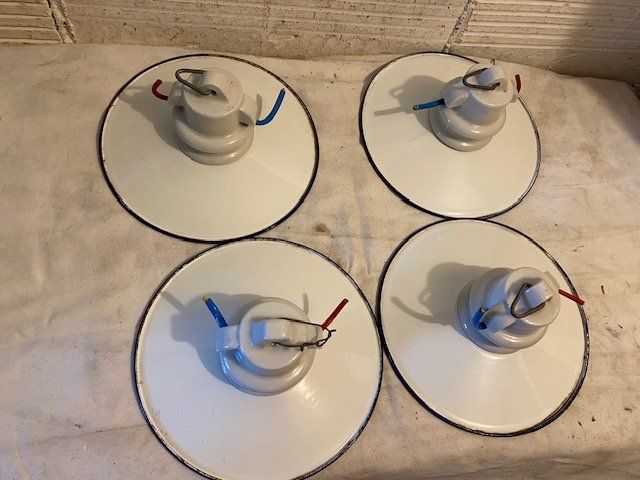 Lampade: 4 X ALTE  STALLLAMPEN – Usato da Chur venduto da silbermon 3