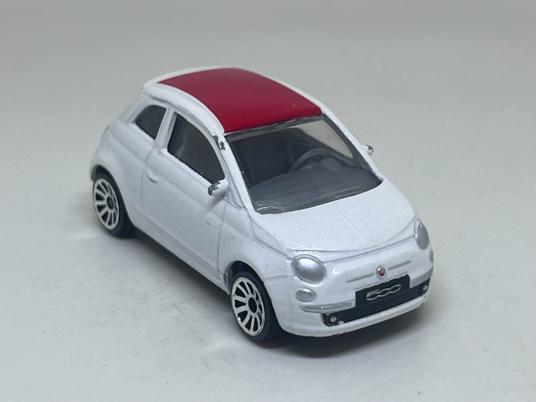 Majorette Modellini d'auto: Majorette Fiat 500 #697 – Usato da Wildegg venduto da LaaBoutique