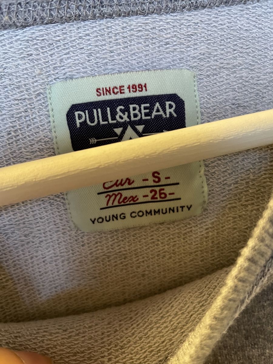 Pull&Bear Pullover & Sweatshirts: Pull&Bear Sweatshirt Pullover Gr. S, grau – Gebraucht aus Münsingen von Secondhand89 1