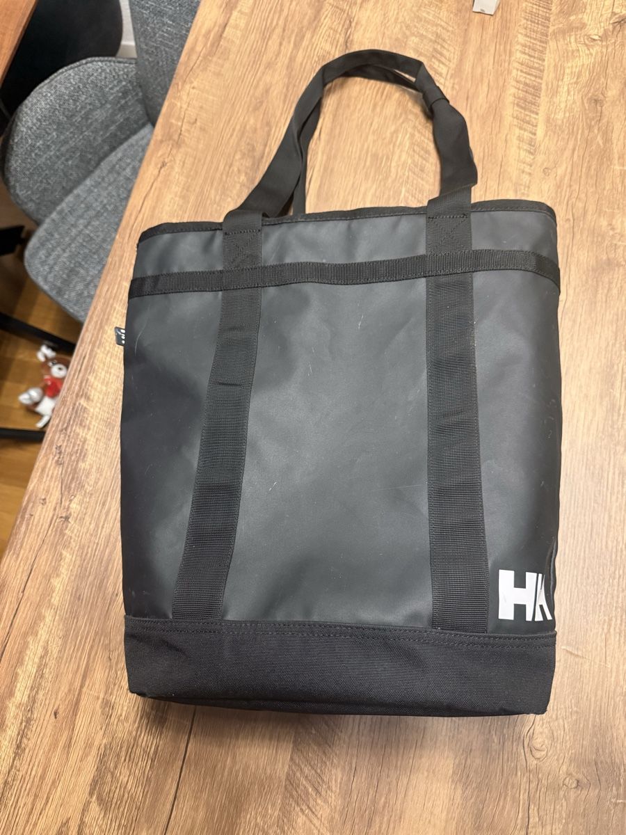 Helly Hansen Taschen: Helly Hansen Tasche&Rucksak – Gebraucht aus St.Gallen von bubo2008