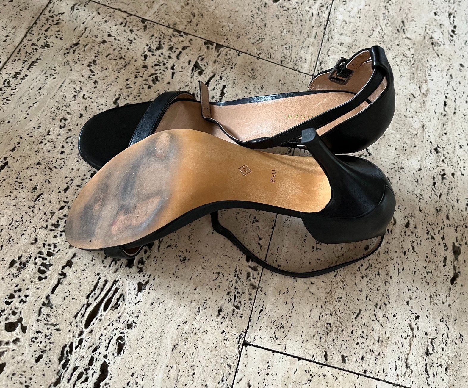 Scarpe da donna: Damenschuhe, Sandalen, Groesse 37 – Usato da Dornach venduto da inf_8ryt 1