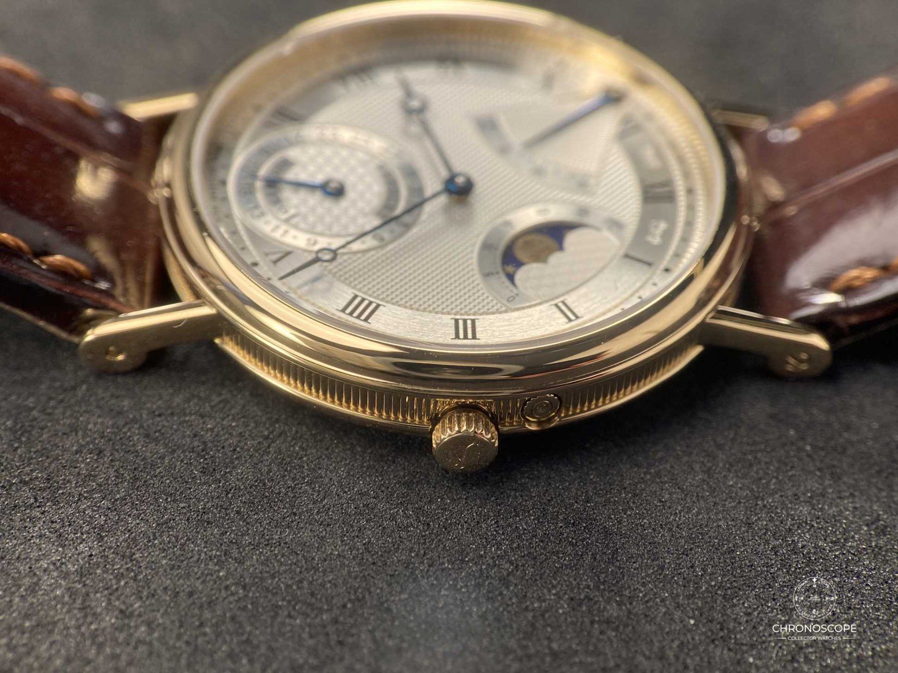 Breguet Uhren: Breguet Classique Power reserve Moonphase Reference 3130BA – Gebraucht aus Luzern von ChronoScope6004 7