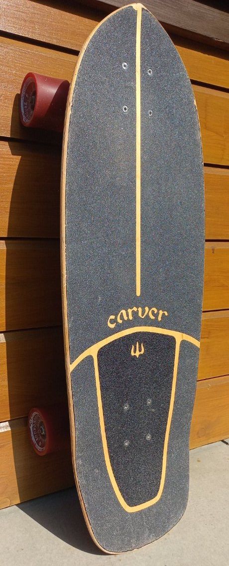 Skateboards: schönes Surfskate von Carver – Usato da Beckenried venduto da Wmarcie 3