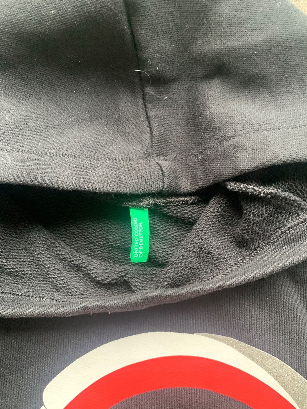 Benetton Maglioni & Felpe: Kapuzenpulli Bennetton schwarz Grösse 140 – Nuovo (secondo la descrizione) da Bützberg venduto da Ardnaxela80 1
