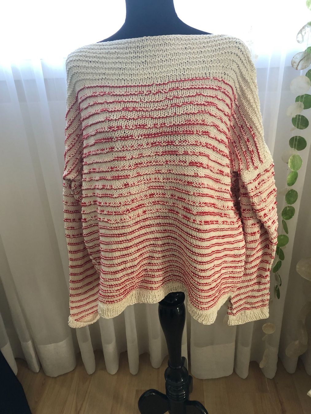 Maglioni & Felpe: Oversize Strickpullover in Weiss-Rot, Gr. 46 – Nuovo (secondo la descrizione) da Arlesheim venduto da OmnIa55