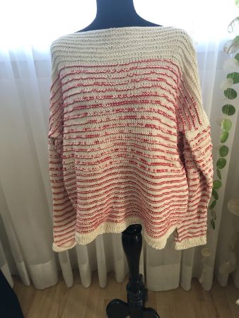 Oversize Strickpullover in Weiss-Rot, Gr. 46