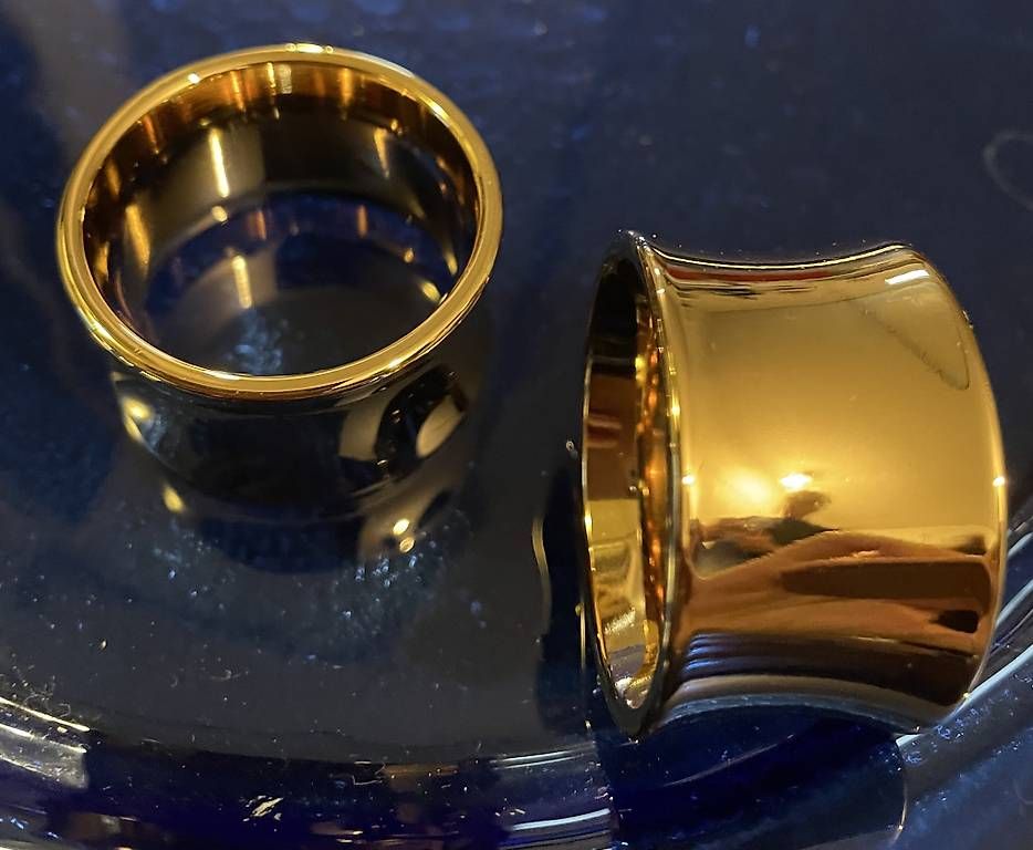 Strumenti musicali: Tischaccessoire Set goldfarben hochwertig  – Usato da Würenlos venduto da pip_5n6d