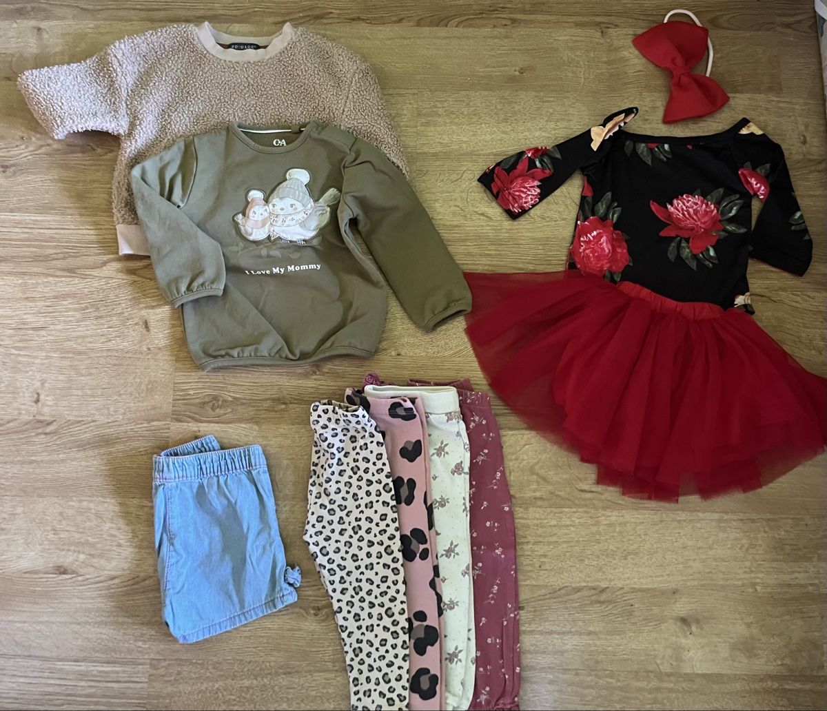 Lotti & Set di vestiti: Kleiderpaket Gr. 80 – Usato da Adelboden venduto da Jestil20