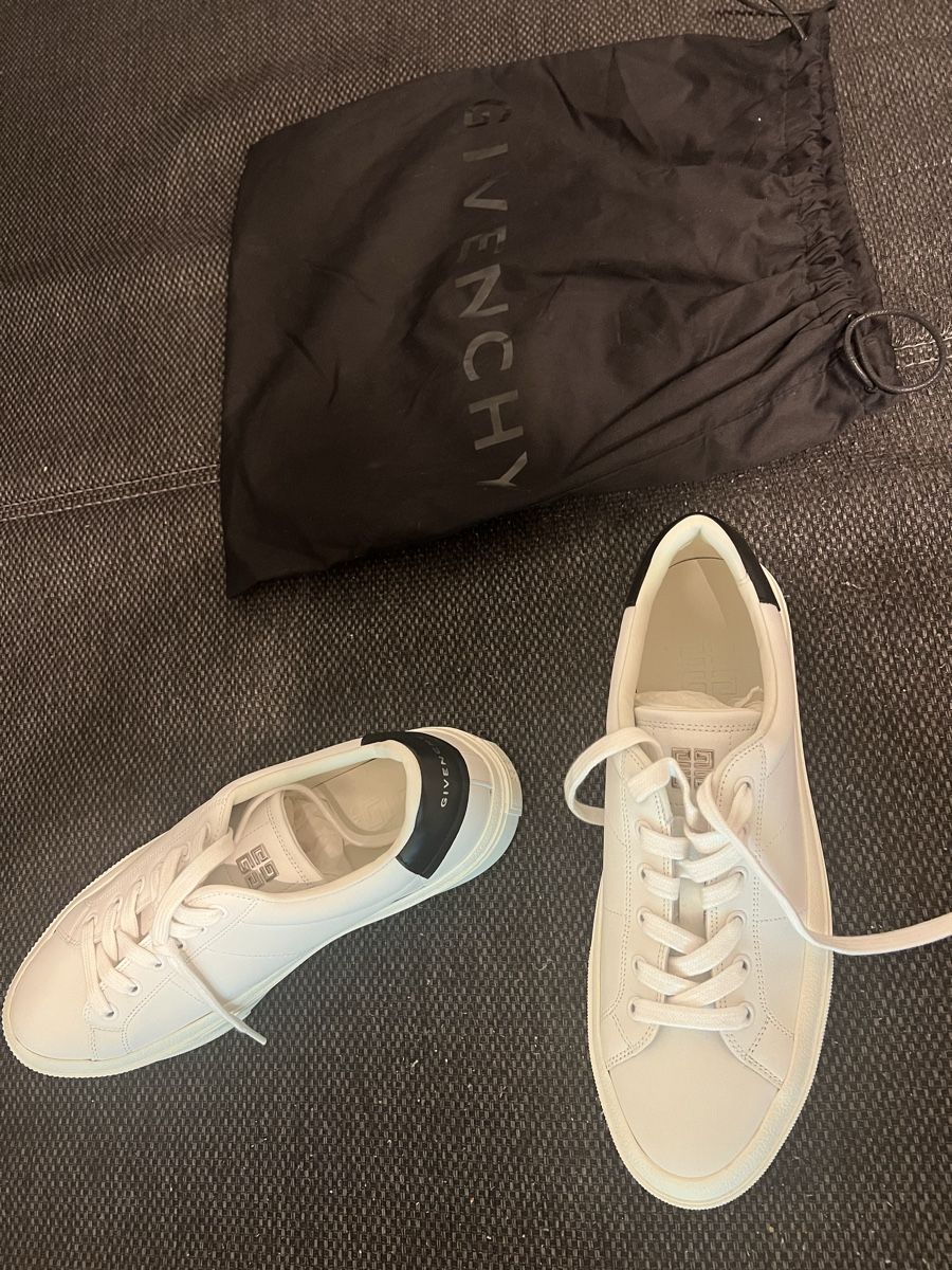 Givenchy Chaussures hommes: Givenchy Schuhen Herren – Neuf avec emballage d'origine à Staufen par dca_rnm5