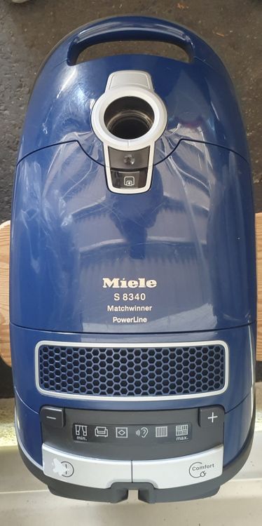 Miele Staubsauger S8340 (Gebraucht) in Bottighofen für CHF 50 – mit ...