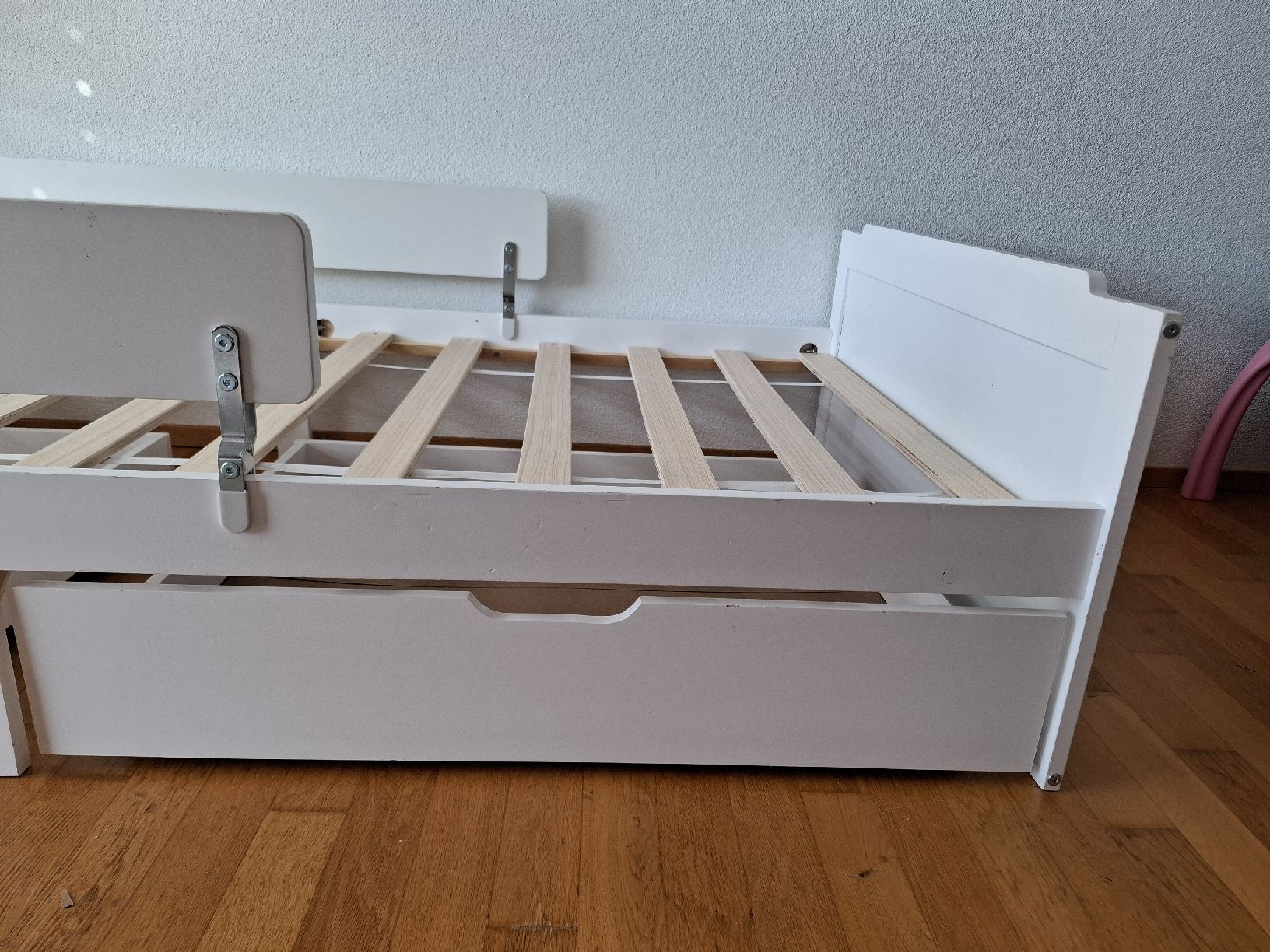 Letti: Kinderbett weiss mit Lattenrost gebraucht – Usato da Oberrüti venduto da jas_89hd 3