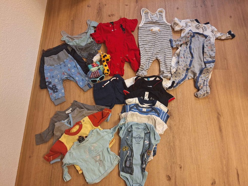 Ensembles coordonnés: Süsses Babykleiderpaket Gr. 62 (Sommer) – D'occasion à Kirchberg BE par mila033
