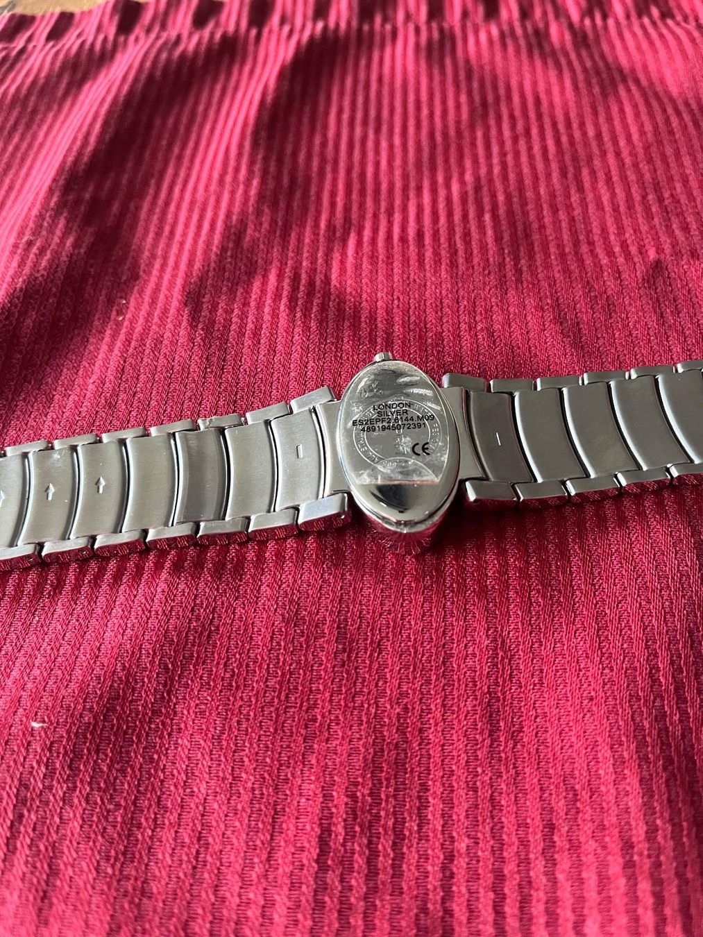 Esprit Orologi: Damenuhr Esprit mit ovalem Zifferblatt – Usato da Brittnau venduto da Zofigerin 3
