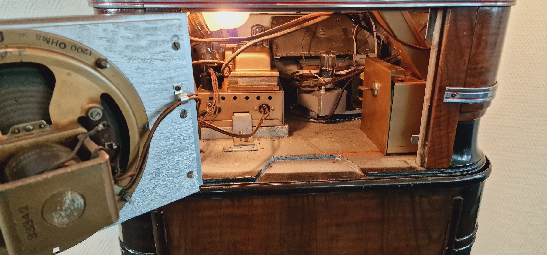 Wurlitzer Jukebox: Wurlitzer Musikbox Jukebox Modell 61 – Usato da Geroldswil venduto da jukeman 4