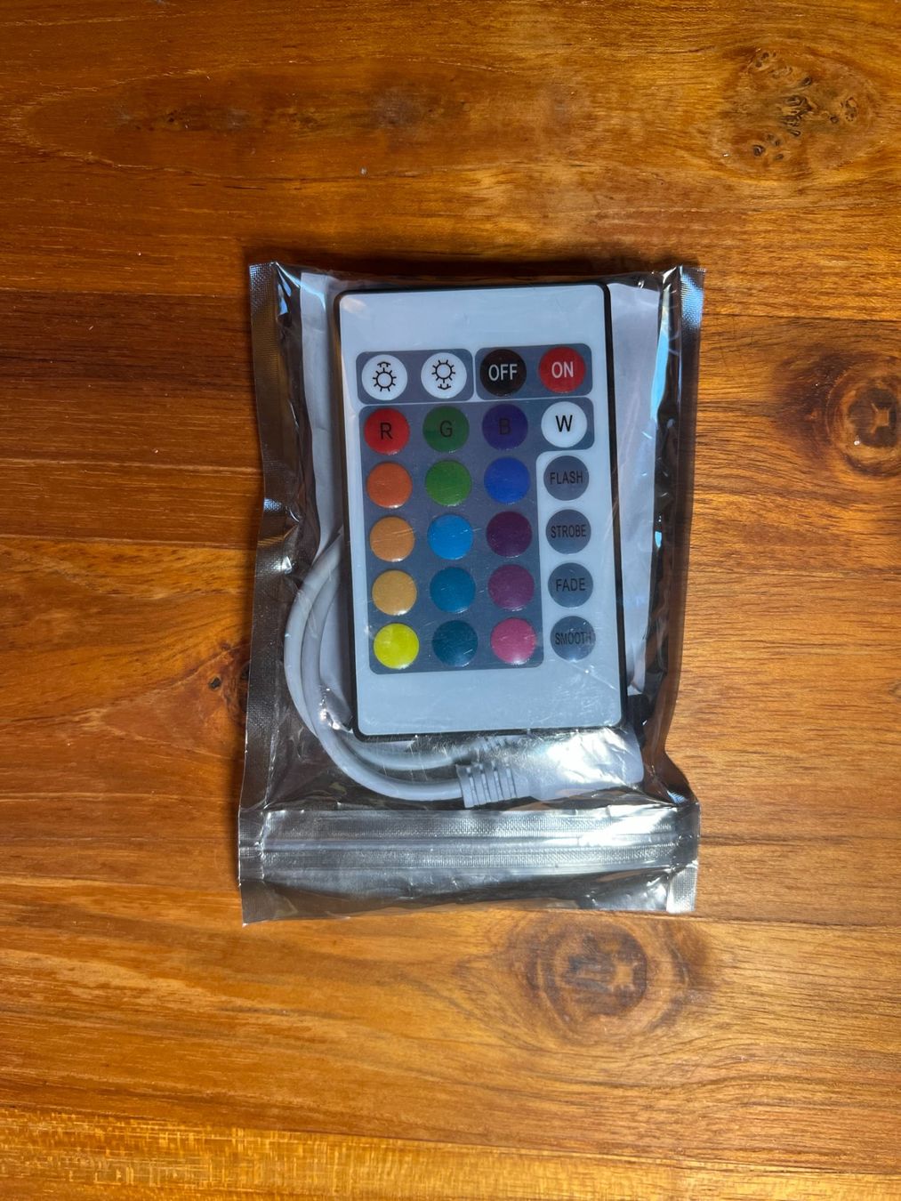 Ghirlande e barre luminose: LED Stripe Controller RGB, Neu und Originalverpackt – Nuovo e nell'imballaggio originale da Signau venduto da Mage700