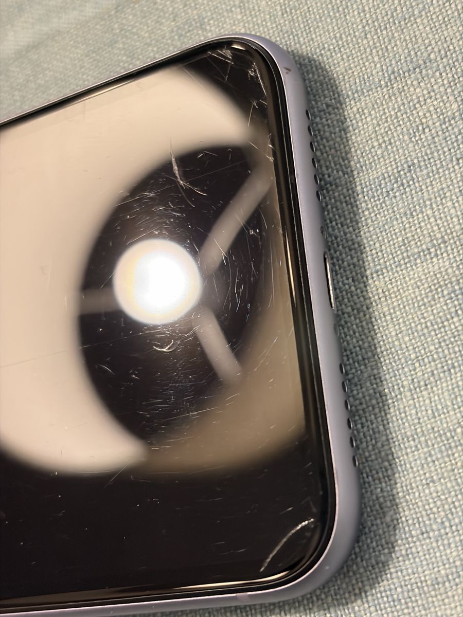Apple Handys / Smartphones: Apple iPhone 11, 64 GB, 85 % Batterie – sehr guter Zustand – Gebraucht aus Zollikon von Ostendo 8