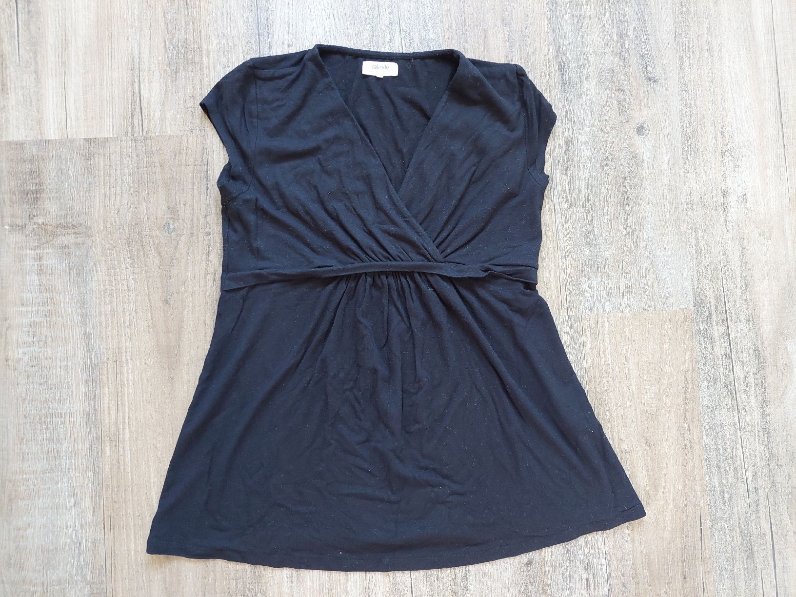 Zalando T-shirt: Schwagerschaftsshirt M schwarz Umstandsshirt – Usato da Aeschi b. Spiez venduto da Corin1234
