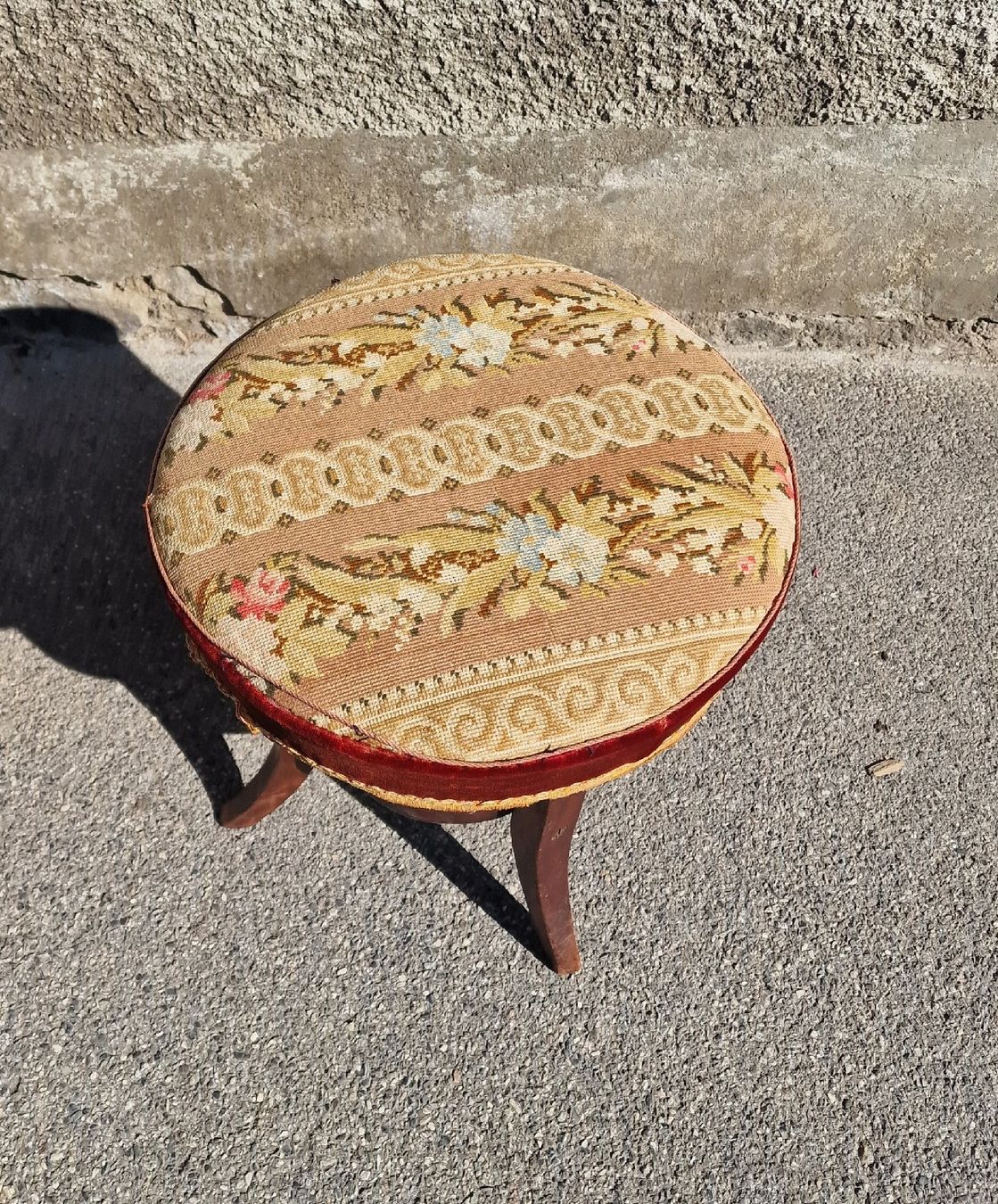 Sgabelli: Tabouret de pianiste – Usato da Lausanne venduto da ama_2fz8 1