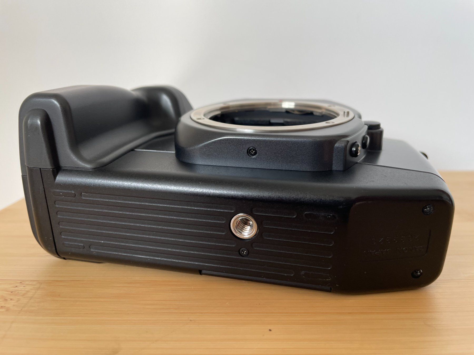 Canon Fotocamera: Canon EOS 600 – Usato da Petit Lancy venduto da gil_hr6v 4