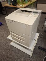 HP Laserjet 4000 TN inkl Möbel