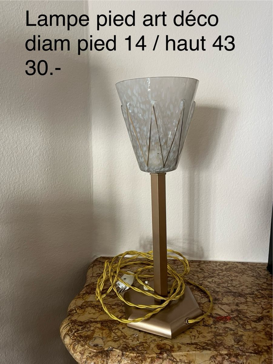 Lampes: Lampe de table Art Déco – Neuf (Voir description) à Genève par mai_lb7f