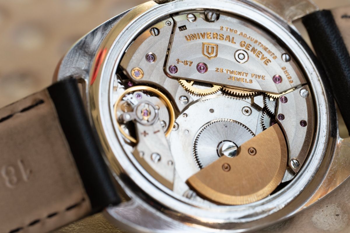 Universal Genève Uhren: UNIVERSAL GENÈVE WHITE SHADOW - MICRO-ROTOR – Gebraucht aus Grand-Lancy von flombaba 1