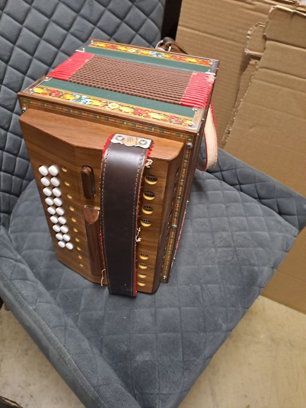 Instruments de musique: schwyzerorgeli ton B – D'occasion à Villeneuve par BibiVintage 3