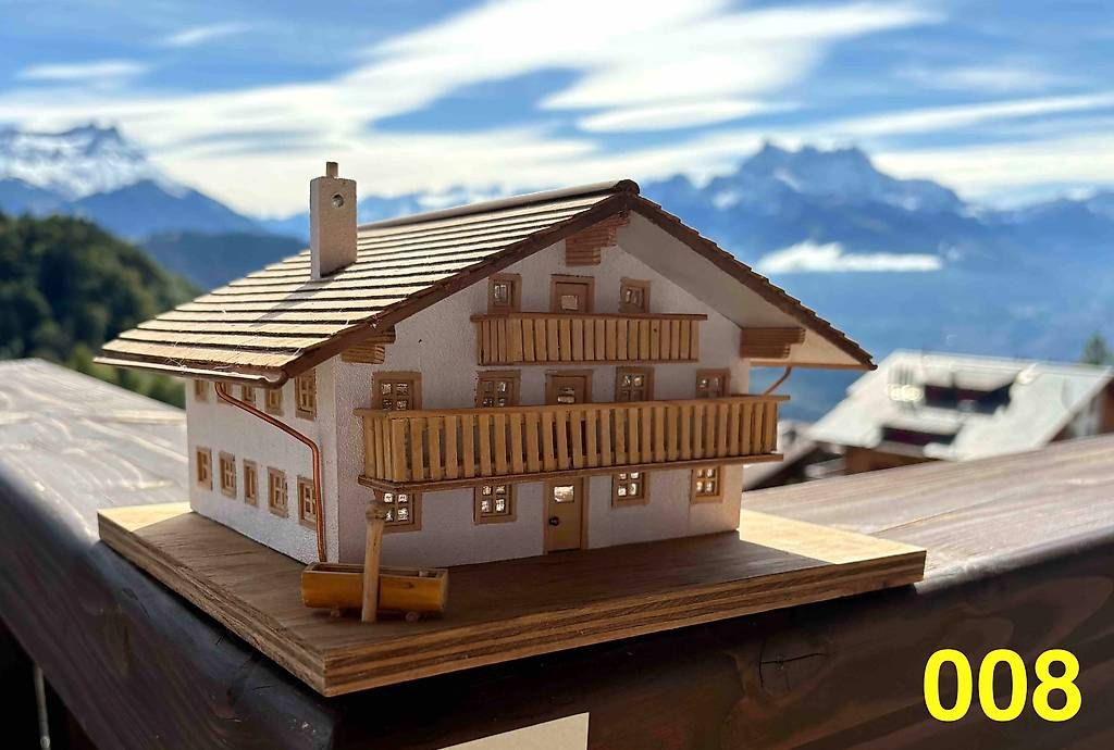 Kits de montage: Maison et Chalet Suisse miniature – D'occasion à Leysin par StephaneBosch 1