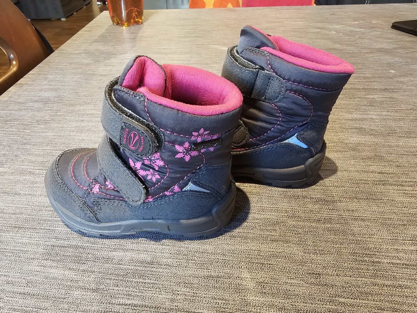 Chaussures filles: Schuhe Stiefel Gr 21 – D'occasion à Diepoldsau par Likily 1
