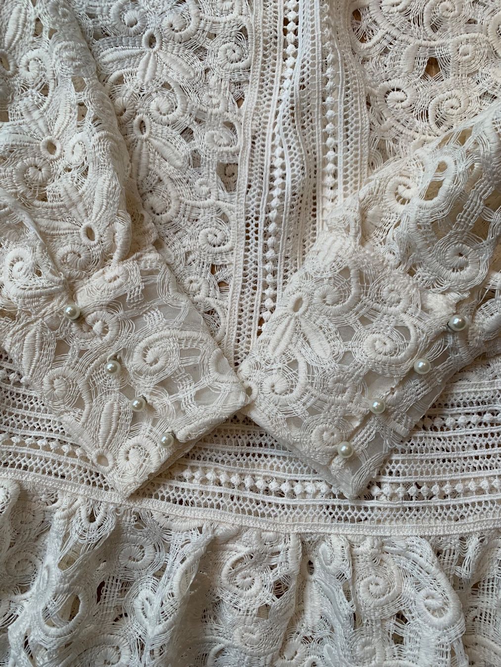 Vestiti: H&M Spitzenkleid – Usato da Zürich venduto da aow_8p7m 1