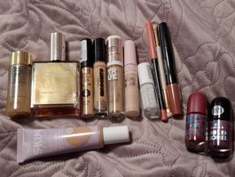 Kosmetik Lot von essence, Essie, u.a. diverse Artikel