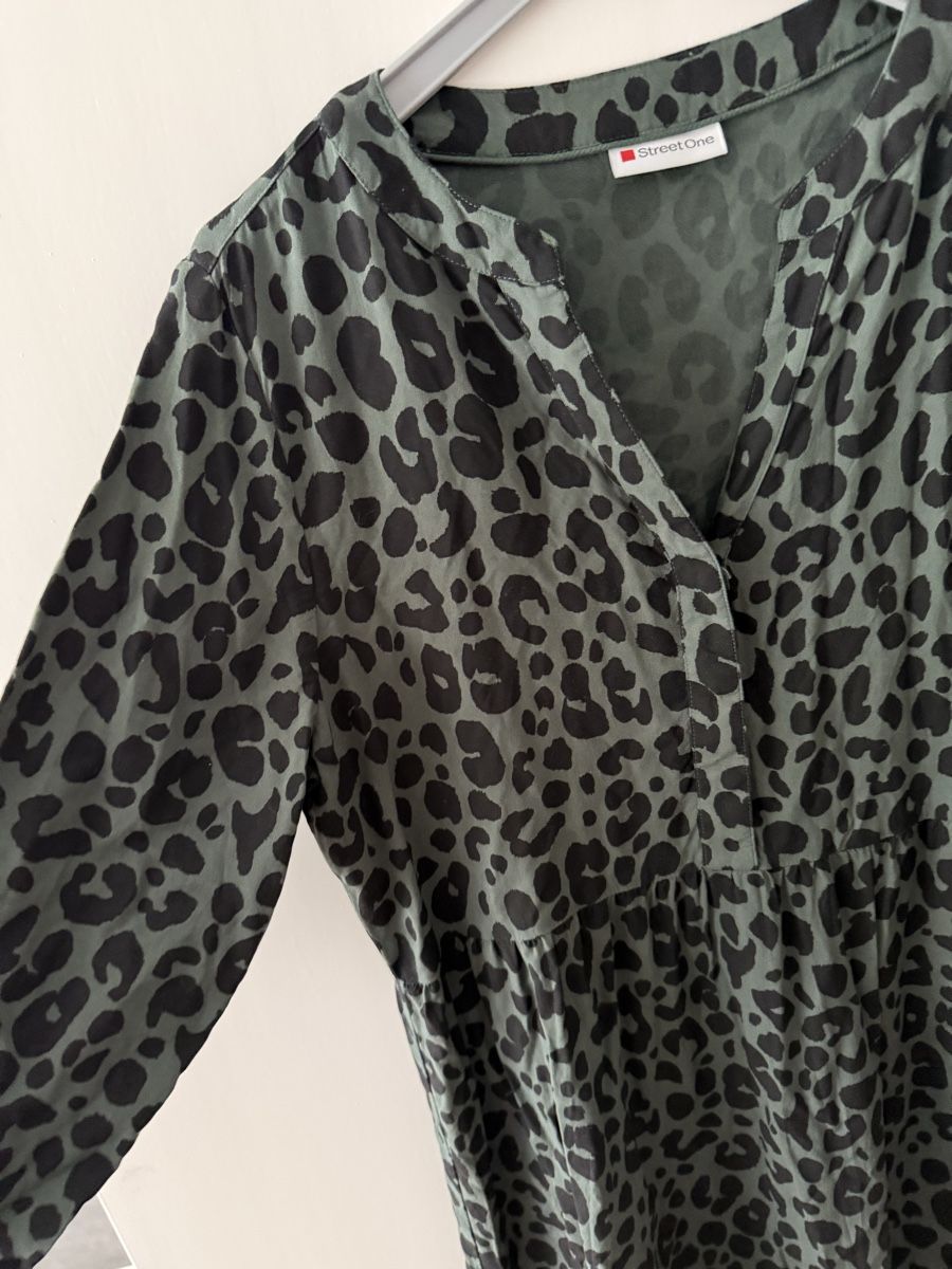 Vestiti: Kleid street one – Usato da visp venduto da Kmemo1 1