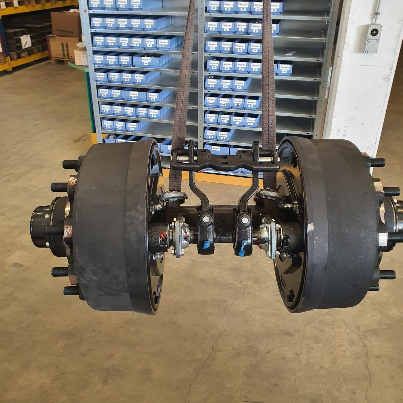 Alle Autoersatzteile: Achse ADR 710/90 NEU – Neu (gemäss Beschreibung) aus Ruswil von kurmann-technik